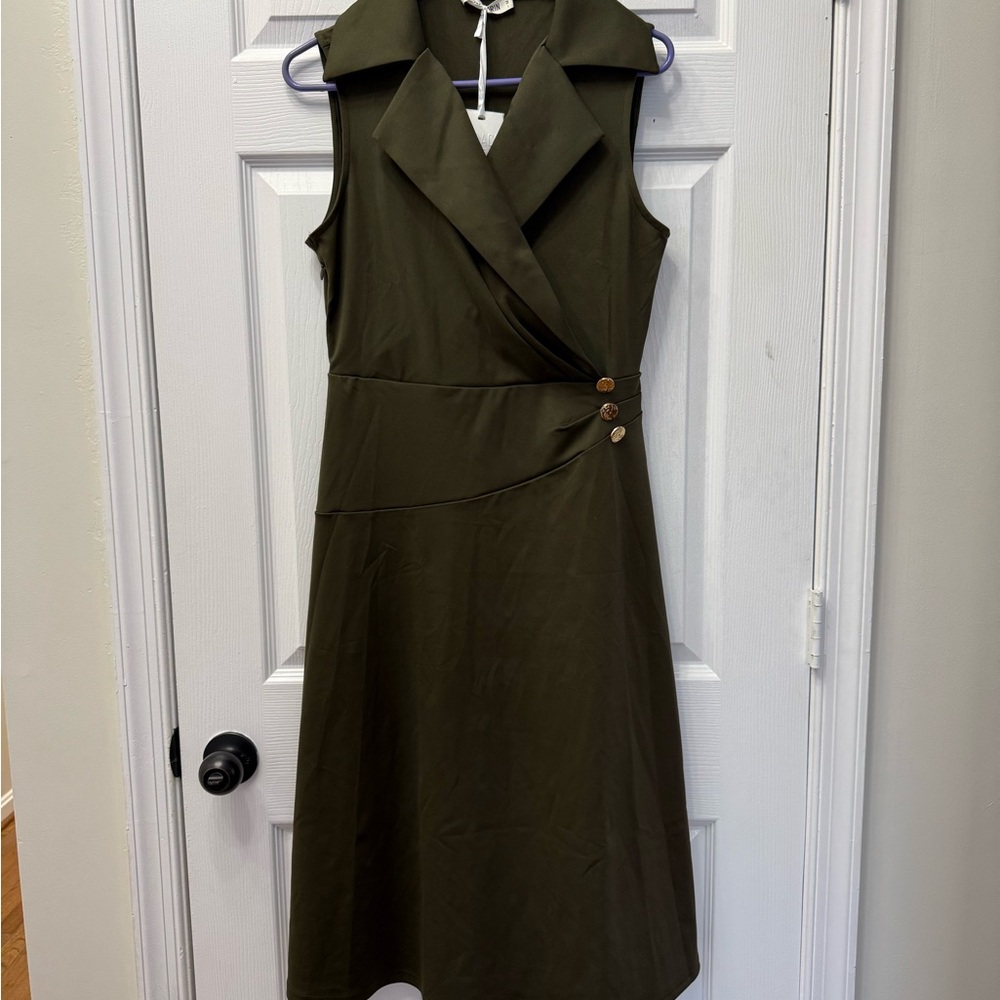 Elegant Olive Green Sleeveless Dress